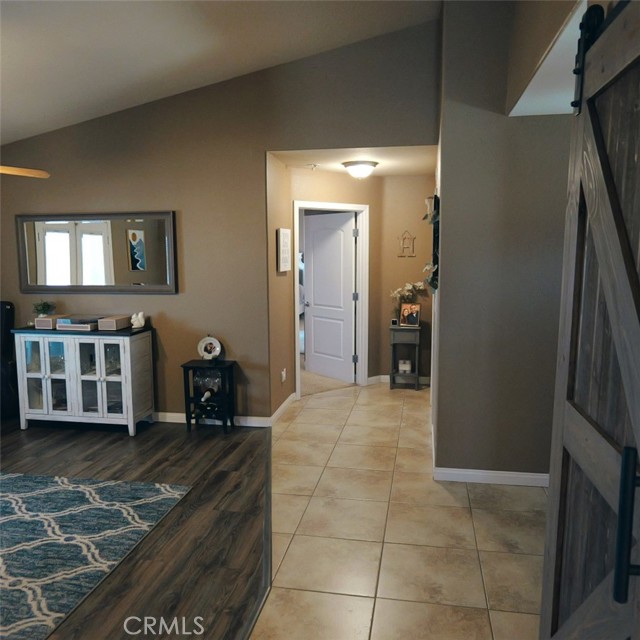 Detail Gallery Image 10 of 30 For 15454 Mustang Ave, Apple Valley,  CA 92307 - 4 Beds | 3 Baths