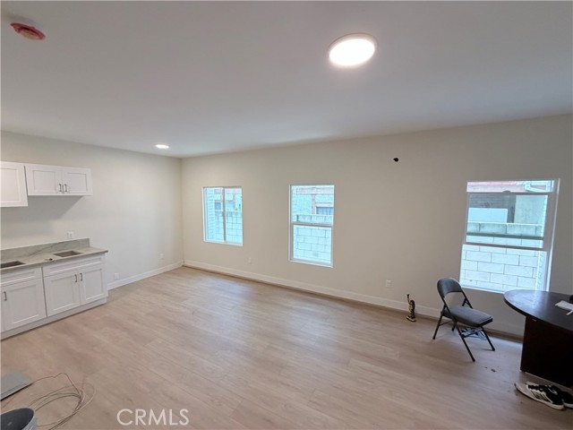 Detail Gallery Image 8 of 9 For 125 W Chestnut St #101,  Glendale,  CA 91204 - 1 Beds | 1 Baths