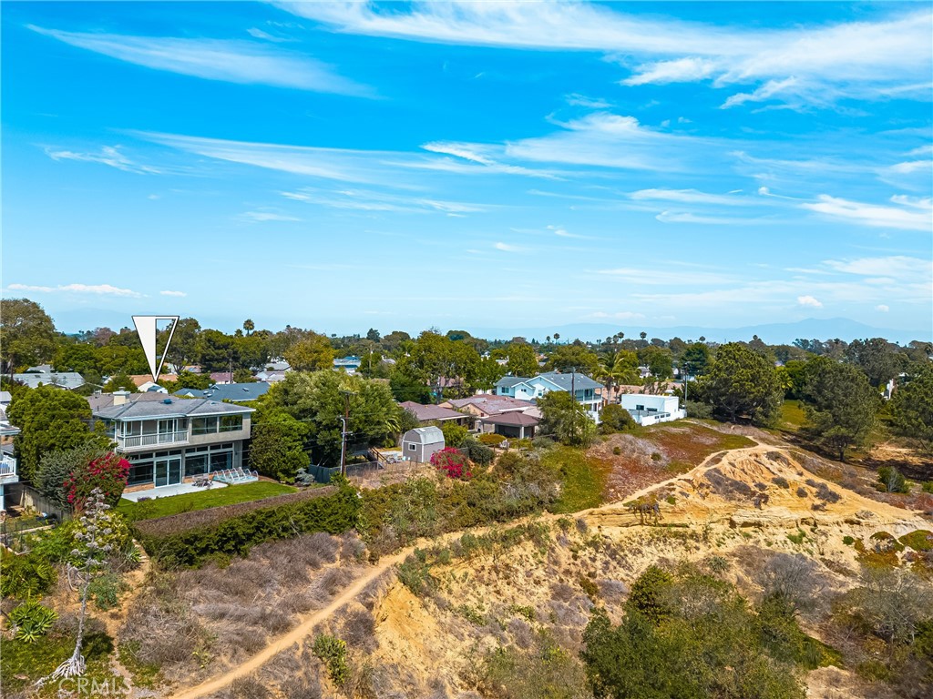 3b9be8c4 E774 4803 9bf1 6f3e5a8a9c18