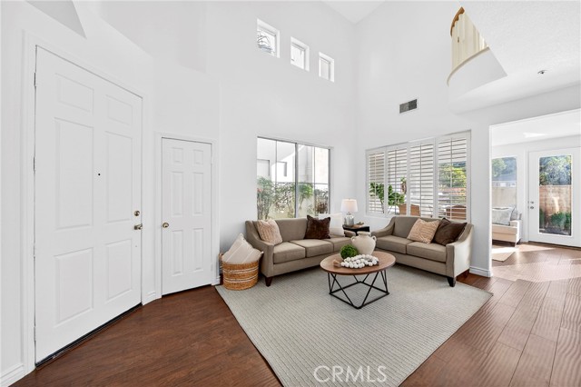 Image 4 of 58 For 13617 Freemont Court