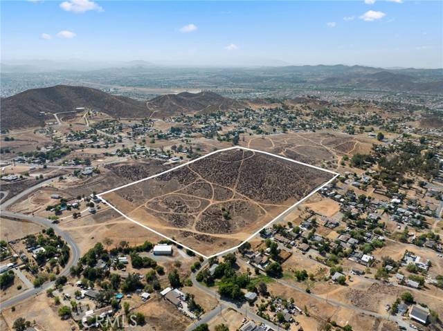 Detail Gallery Image 16 of 56 For 34104005 Palm Dr, Menifee,  CA 92587 - – Beds | – Baths