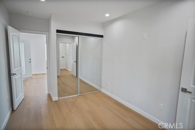 Detail Gallery Image 7 of 13 For 10324 Silverton Ave, Tujunga,  CA 91042 - 2 Beds | 1 Baths