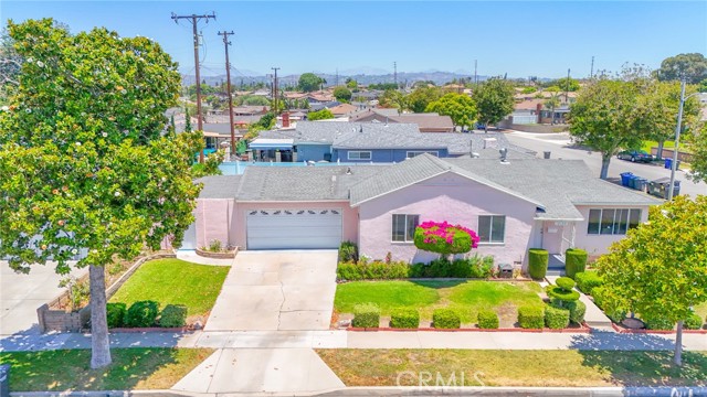 12122 Goldendale Drive, La Mirada CA: https://media.crmls.org/medias/3b9d068a-2fe0-49ef-8967-c56fa2decf8a.jpg