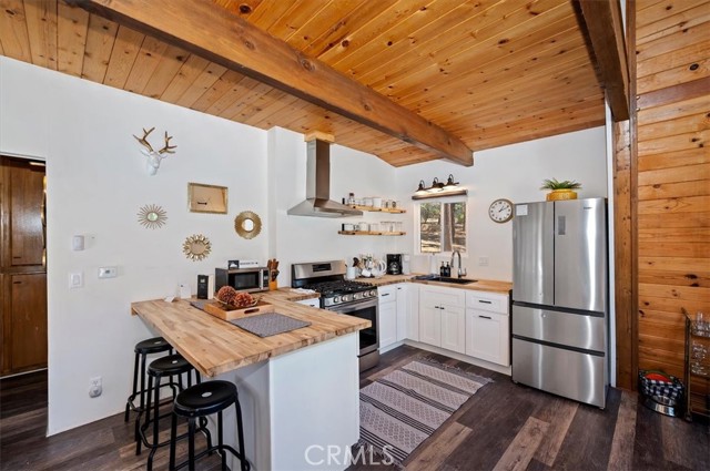 777 Iris, Big Bear Lake, CA 92315
