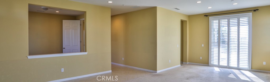 https://media.crmls.org/medias/3b9f298f-0b62-4dd2-881c-19546c8df4a0.jpg?preset=X-Large