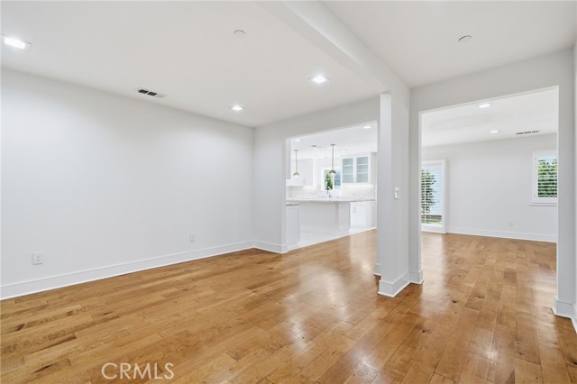 Detail Gallery Image 3 of 35 For 317 Rochester, Costa Mesa,  CA 92627 - 7 Beds | 6/1 Baths