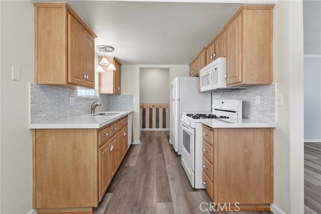 160 Jennifer Court, Grover Beach CA: https://media.crmls.org/medias/3b9f8e47-6507-47d0-bba2-bc88a29b1089.jpg