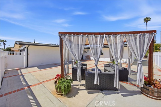 Detail Gallery Image 15 of 65 For 12321 Moana Way, Garden Grove,  CA 92840 - 4 Beds | 3 Baths