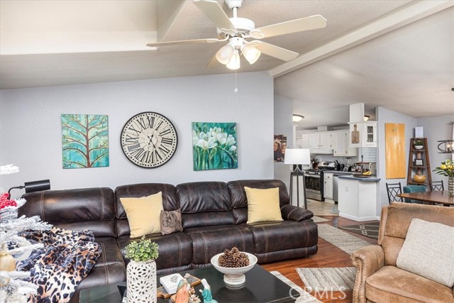 Detail Gallery Image 9 of 60 For 33755 Sidney, Winchester,  CA 92596 - 3 Beds | 2 Baths