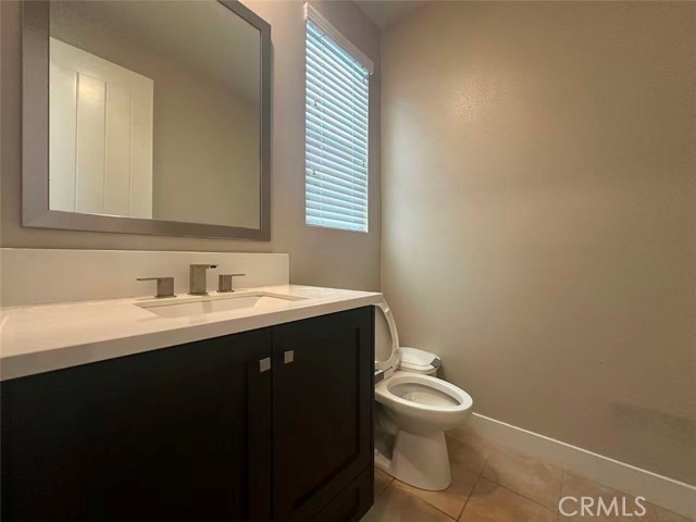 Detail Gallery Image 18 of 22 For 140 Crossover, Irvine,  CA 92618 - 4 Beds | 4/1 Baths