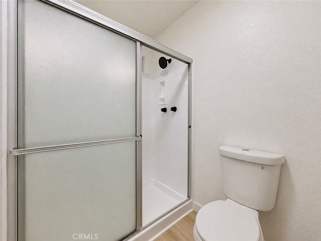 https://media.crmls.org/medias/3ba21bf8-1497-4139-8191-7d8d446c8043.jpg?preset=X-Large
