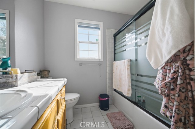 9385 Pinon Hills, Pinon Hills CA: https://media.crmls.org/medias/3ba390df-7890-42ba-a6ca-3e518f4a1514.jpg