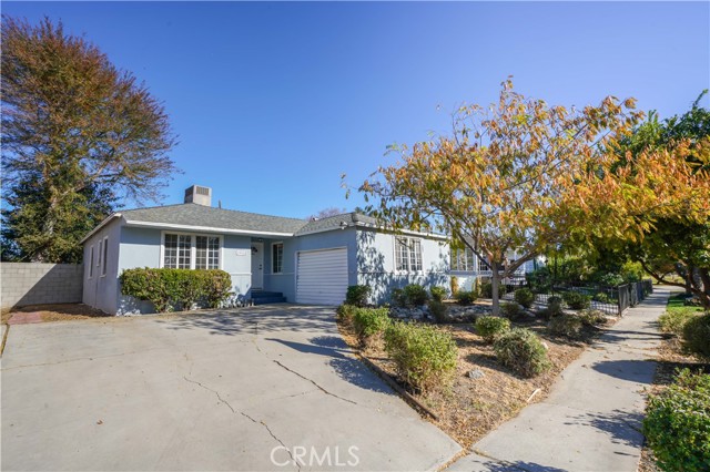 Detail Gallery Image 1 of 27 For 19113 Archwood St, Reseda,  CA 91335 - 3 Beds | 1 Baths