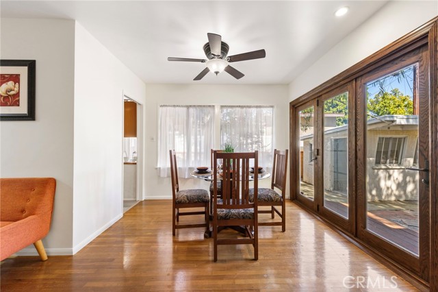 Detail Gallery Image 6 of 45 For 2334 Iroquois Ave, Long Beach,  CA 90815 - 2 Beds | 2 Baths