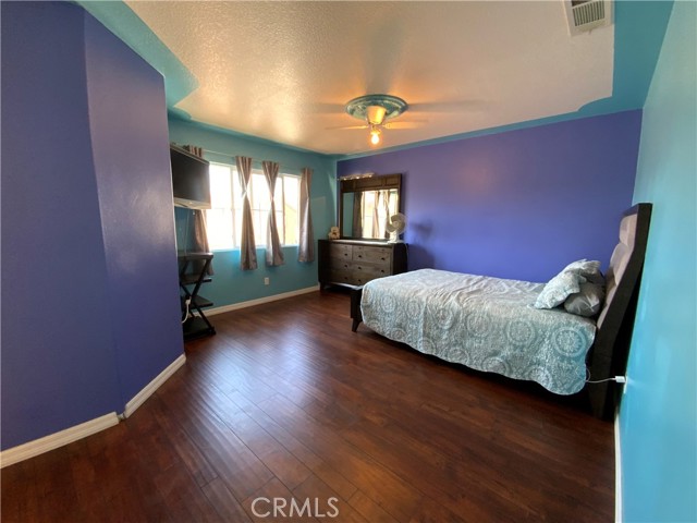 Detail Gallery Image 11 of 26 For 22346 Echo Park Way, Moreno Valley,  CA 92553 - 3 Beds | 2/1 Baths