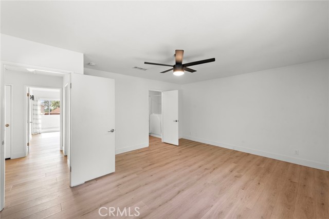 Image 29 of 43 For 22622 La Quinta Drive
