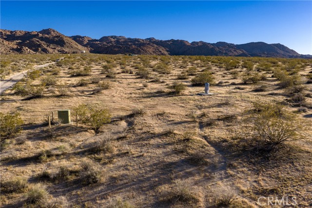 Detail Gallery Image 5 of 28 For 4444 29 Palms, Joshua Tree,  CA 92252 - – Beds | – Baths