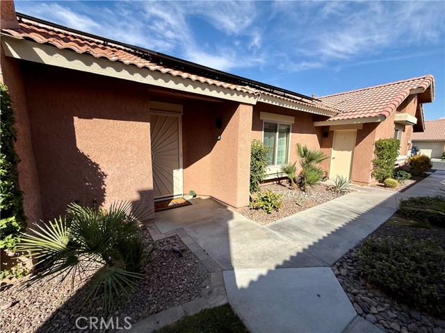 42297 Sultan Avenue, Palm Desert CA: https://media.crmls.org/medias/3ba6e4b7-2a69-4547-9307-57042d099bdb.jpg