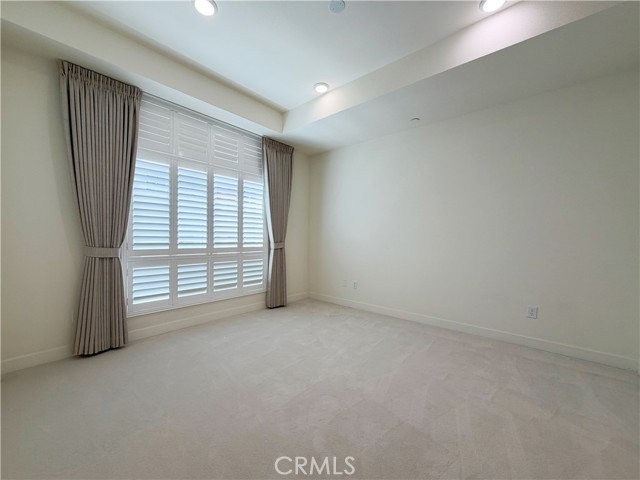 Detail Gallery Image 14 of 33 For 168 S Monterey St #212,  Alhambra,  CA 91801 - 2 Beds | 2/1 Baths