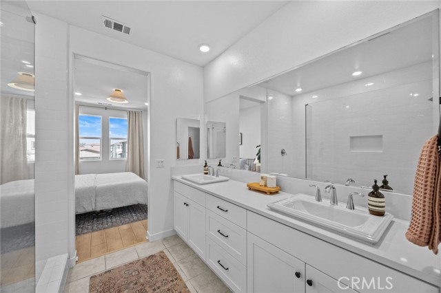 Detail Gallery Image 17 of 47 For 323 Adela, Lake Forest,  CA 92630 - 3 Beds | 3/1 Baths