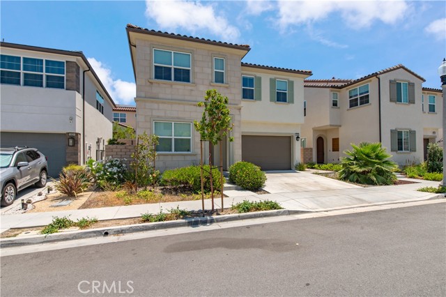 19256 Merryweather Drive, Canyon Country CA: https://media.crmls.org/medias/3ba77bf0-3f56-4d78-aa54-0bccfec6bc59.jpg