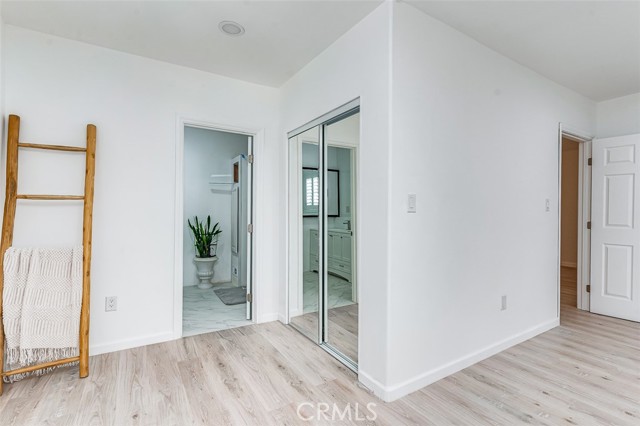 715 S Norton Avenue, Los Angeles CA: https://media.crmls.org/medias/3ba7f59d-6c0d-4f72-bed2-ff9c83cc64ae.jpg