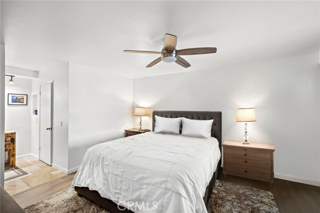 21372 Brookhurst, Huntington Beach CA: https://media.crmls.org/medias/3ba8b5a3-0418-4248-873d-a25e8b5626a7.jpg