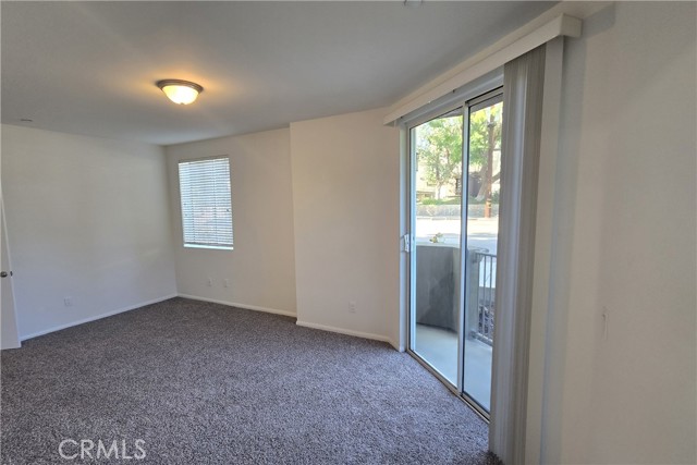 Detail Gallery Image 15 of 24 For 7551 Jordan #108,  Canoga Park,  CA 91303 - 3 Beds | 2/1 Baths