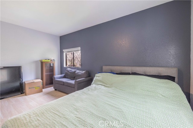 Detail Gallery Image 30 of 33 For 863 Ford Ln, Big Bear Lake,  CA 92315 - 4 Beds | 3/1 Baths