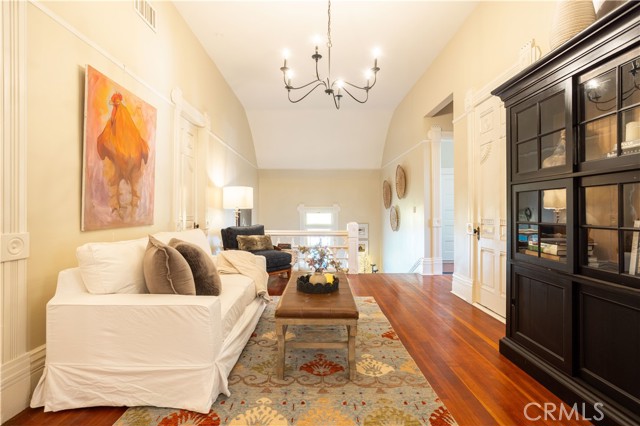 Detail Gallery Image 33 of 73 For 250 N Primrose Ave, Monrovia,  CA 91016 - 5 Beds | 3 Baths