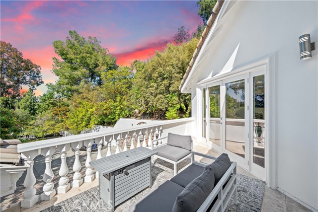 Detail Gallery Image 40 of 64 For 16221 Elisa Pl, Encino,  CA 91436 - 5 Beds | 5/1 Baths