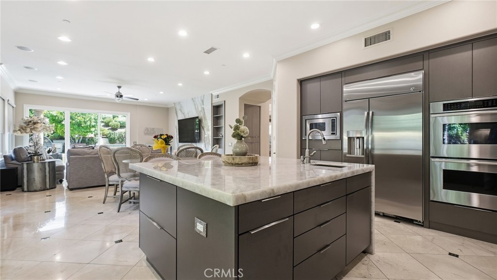 MLS #OC26116446 image #1