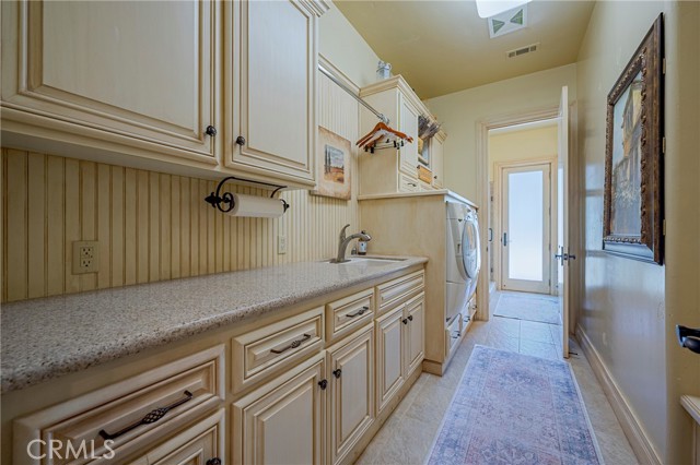 Image 55 of 69 For 2882 Trovare Court