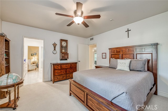 6695 N Van Ness Boulevard, Fresno CA: https://media.crmls.org/medias/3bab5c59-bea5-4102-9cb5-56766dc15aa1.jpg