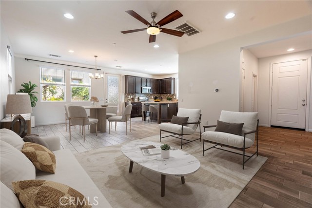 26848 Albion Way, Canyon Country CA: https://media.crmls.org/medias/3bab92c3-179f-4406-a6dd-17eb6c7c44d0.jpg