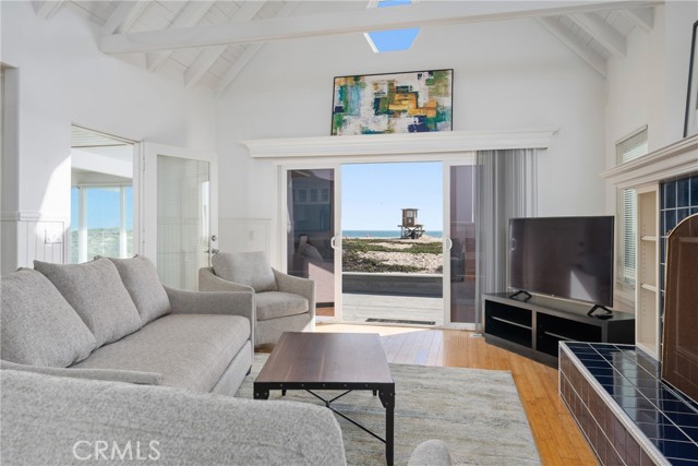 16685 S Pacific Avenue, Sunset Beach CA: https://media.crmls.org/medias/3bac2fdf-3c9e-4ee1-a484-91a092b5f9dc.jpg