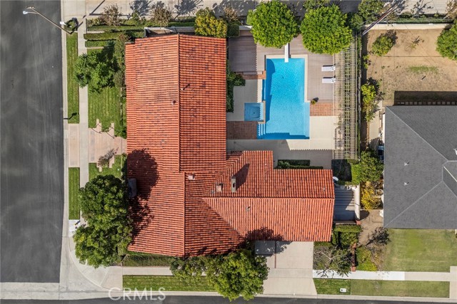 Detail Gallery Image 6 of 52 For 18021 Bryce Pl, North Tustin,  CA 92705 - 5 Beds | 4 Baths