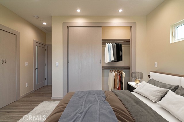 Detail Gallery Image 31 of 50 For 18748 Collins St, Tarzana,  CA 91356 - 4 Beds | 3 Baths