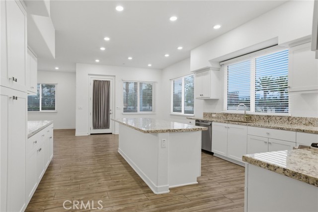 Detail Gallery Image 6 of 26 For 1851 S Union #6,  Anaheim,  CA 92805 - 1 Beds | 1/1 Baths