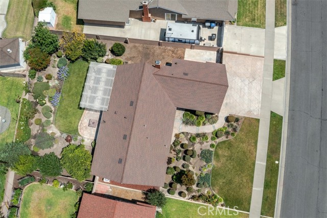2692 N Fernside St, Orange CA: https://media.crmls.org/medias/3bae51da-e5b7-4e6f-8795-0295e2ea6944.jpg