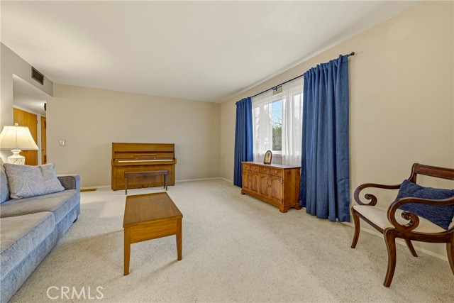 Detail Gallery Image 32 of 52 For 3279 Laura Ave, Merced,  CA 95340 - 4 Beds | 2 Baths