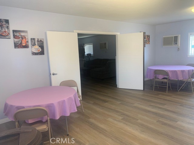 https://media.crmls.org/medias/3baefb1d-a028-4ea9-8bb1-f27f769c9b6c.jpg