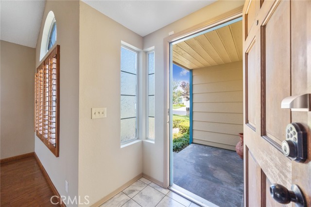 5795 Blackbird Lane, La Verne CA: https://media.crmls.org/medias/3baf0bfb-ab00-43e7-9068-02ee4b262ee4.jpg