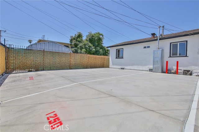 Detail Gallery Image 15 of 26 For 1250 W 87th St, Los Angeles,  CA 90044 - 2 Beds | 1 Baths