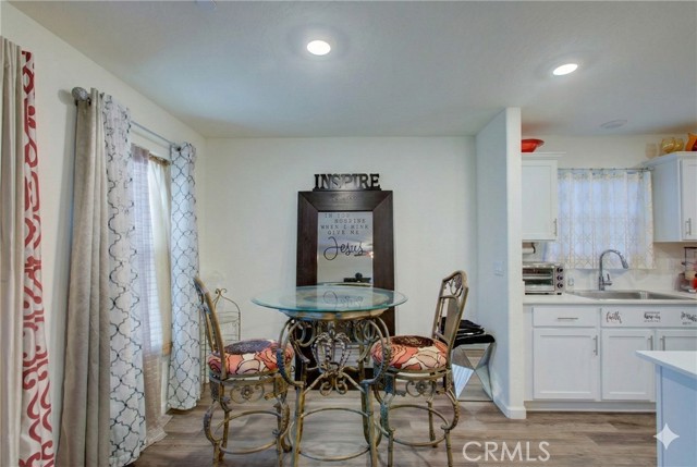 Detail Gallery Image 6 of 21 For 295 Bryce Canyon Ct, Merced,  CA 95341 - 4 Beds | 2 Baths