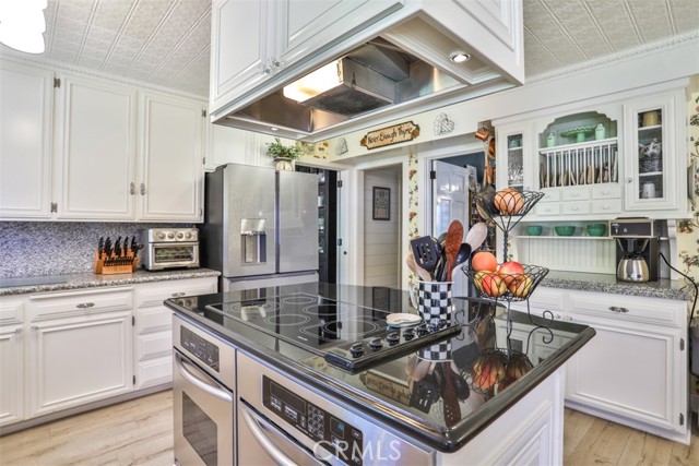 Detail Gallery Image 25 of 75 For 727 Kilbourne Dr, Upland,  CA 91784 - 4 Beds | 3/1 Baths