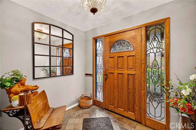 Detail Gallery Image 3 of 71 For 1481 Hammon Ave, Oroville,  CA 95966 - 3 Beds | 2/1 Baths