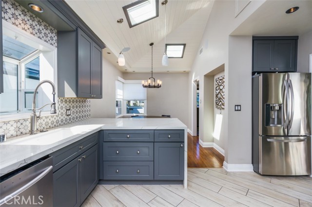 Detail Gallery Image 23 of 51 For 264 Ravenna, Long Beach,  CA 90803 - 2 Beds | 1 Baths