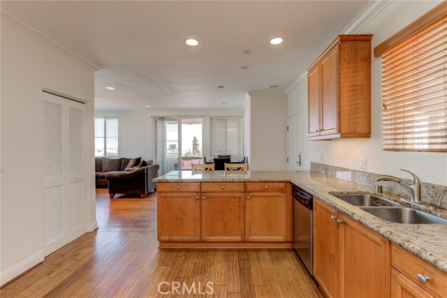Detail Gallery Image 11 of 28 For 815 S Grand Ave #10,  San Pedro,  CA 90731 - 2 Beds | 2 Baths