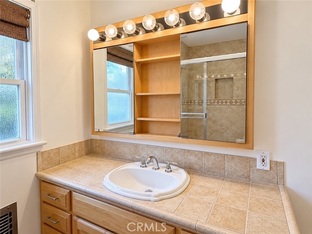 1104 North Screenland Drive photo 26